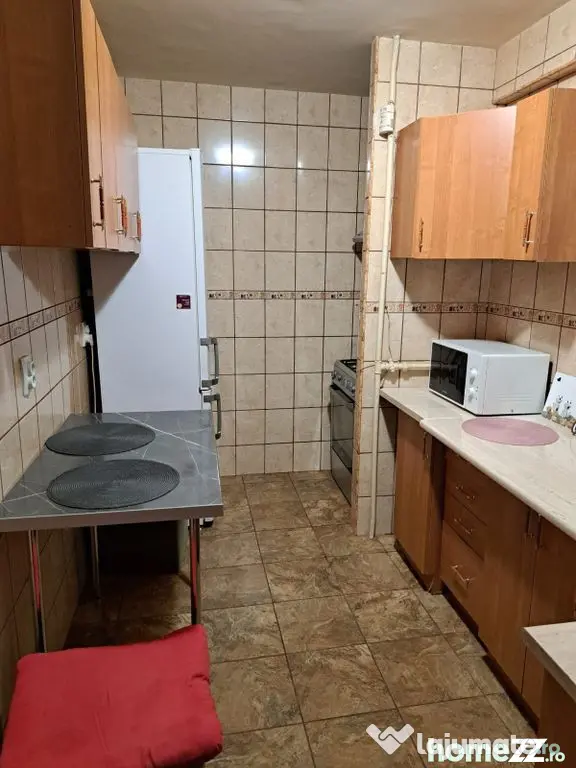 Apartament decomandat 2 camere la metrou Eroii Revolutiei - Bucuresti (Bucuresti-Ilfov)