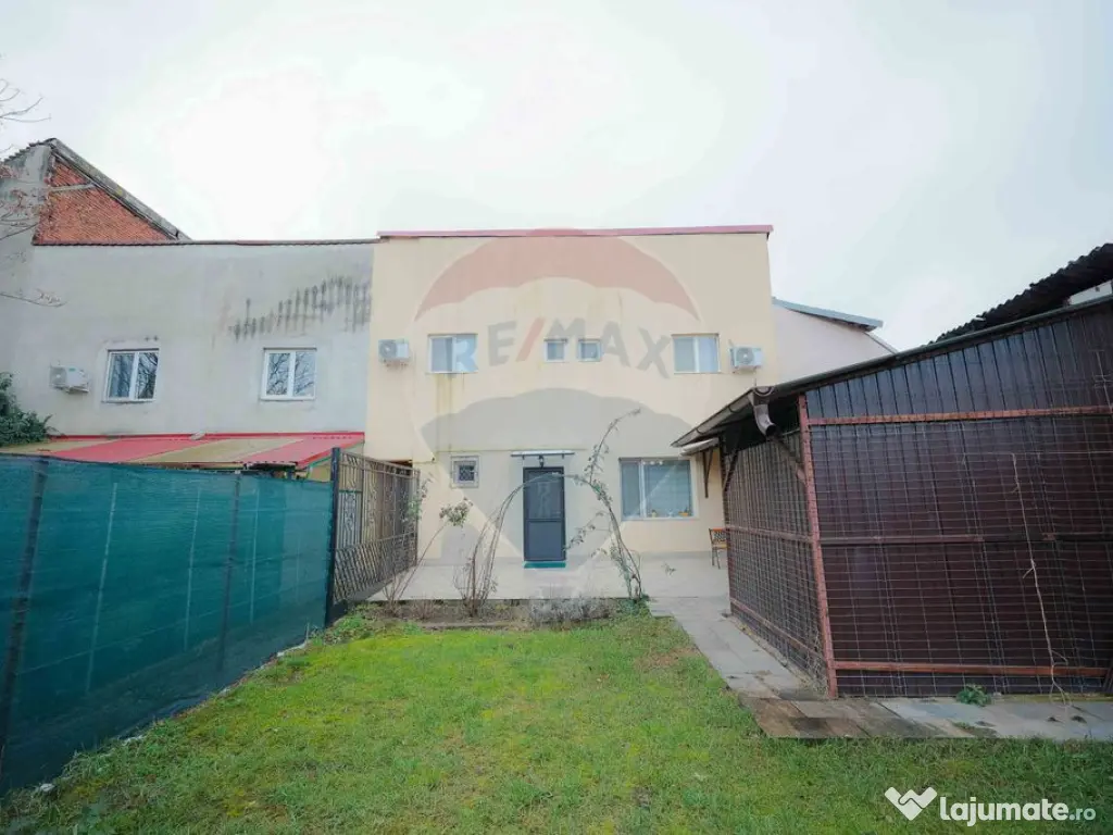 De vânzare apartament 4 camere, Ultracentral - Piața Ra...