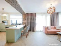 Apartament/Penthouse de Închiriat cu 3 Dormitoare și Te...