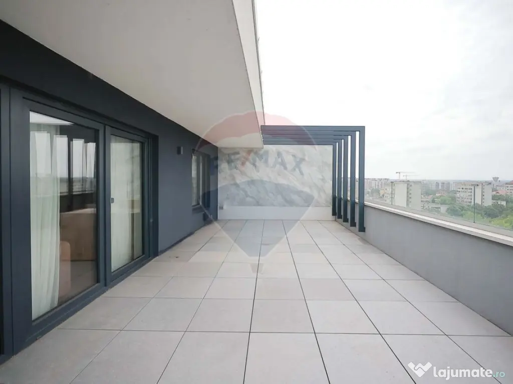 Apartament/Penthouse de Închiriat cu 3 Dormitoare și Te...