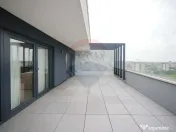 Apartament/Penthouse de Închiriat cu 3 Dormitoare și Te... 