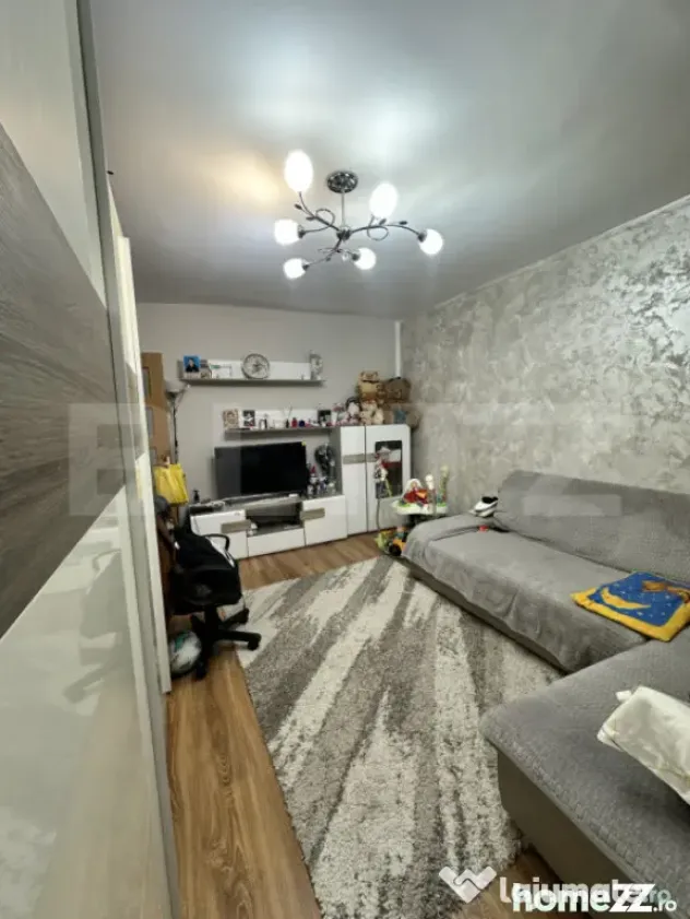 Apartament 4 camere, 81 mp, zona Big Nou - Craiova (Dolj)