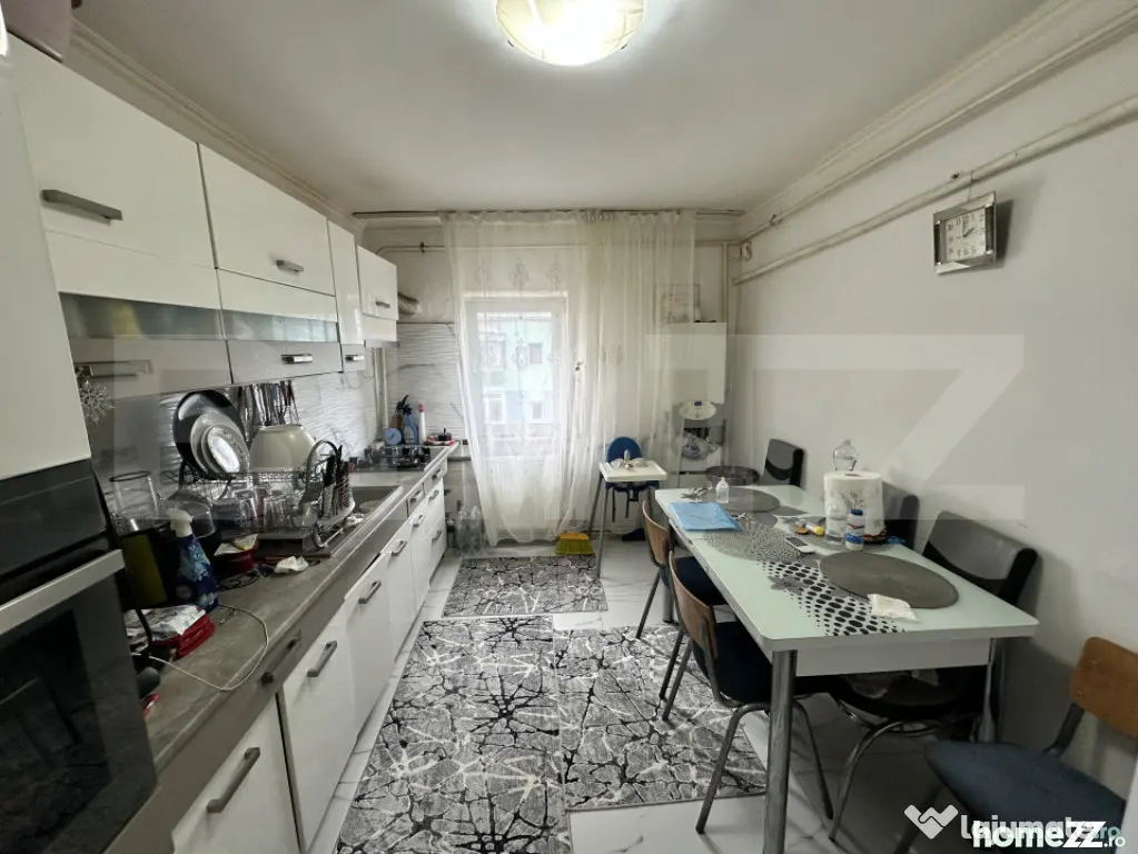 Apartament 4 camere, 81 mp, zona Big Nou - Craiova (Dolj)