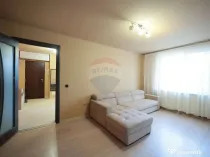 Apartament cu 3 camere de închiriat, în zona Rogerius