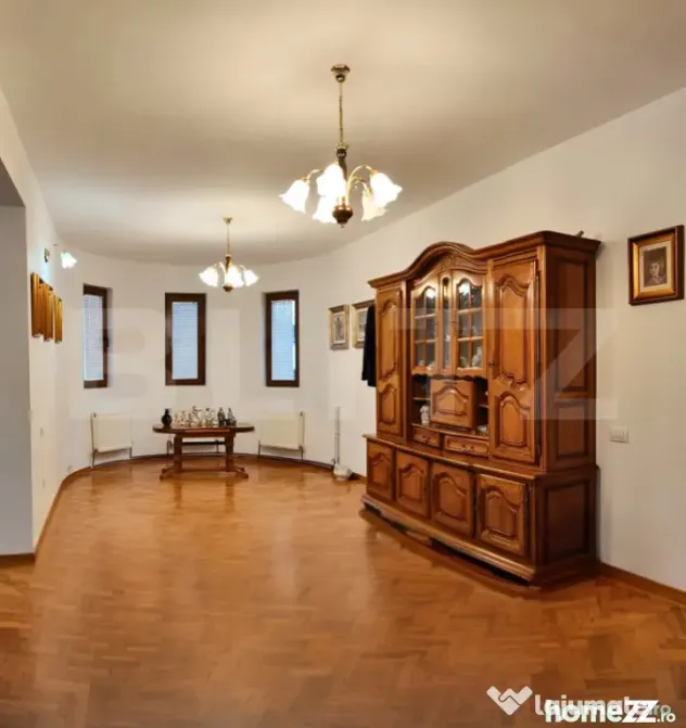 Reședință premium cu potențial medical sau business, zon - Targoviste (Dambovita)
