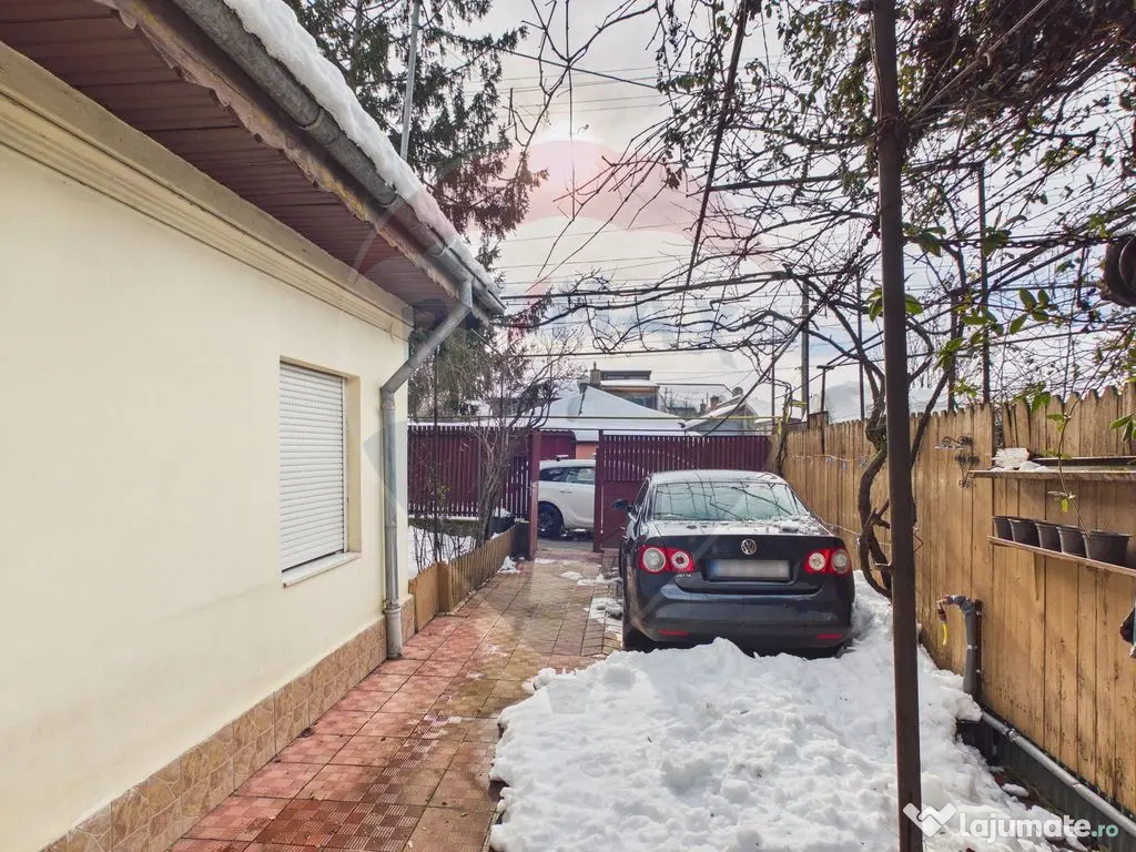 Casă cu curte de vanzare Ferentari- Salaj