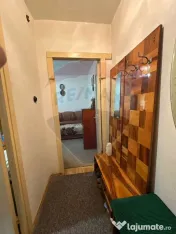 Apartament cu 2 camere de vânzare în zona Valea Rosie 
