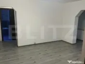 Spatiu comercial, 56 mp, parter, stradal, zona Craiovita-Ele 
