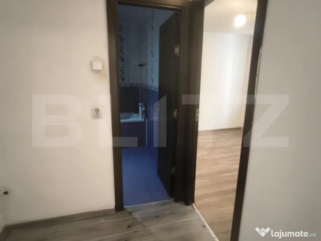 Spatiu comercial, 56 mp, parter, stradal, zona Craiovita-Ele