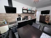 Apartament 2 camere,decomandat,zona Lido-Casa de pensii 