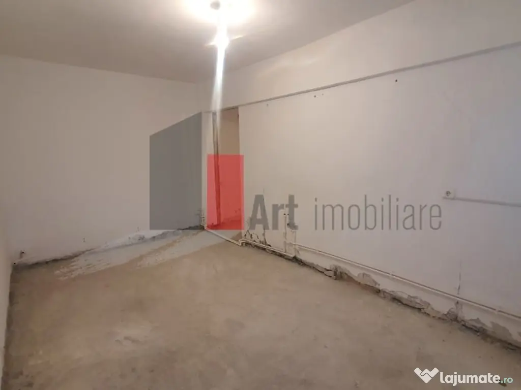 Ap 4 cam Giurgiu decomandat, parter