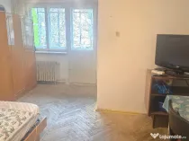 Vand sau inchiriez garsoniera in Deva, zona Dacia, etaj 1, mobilata