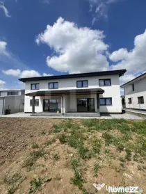 Duplex 4 camere, Subcetate Bistrita, acces in curte din 2 f