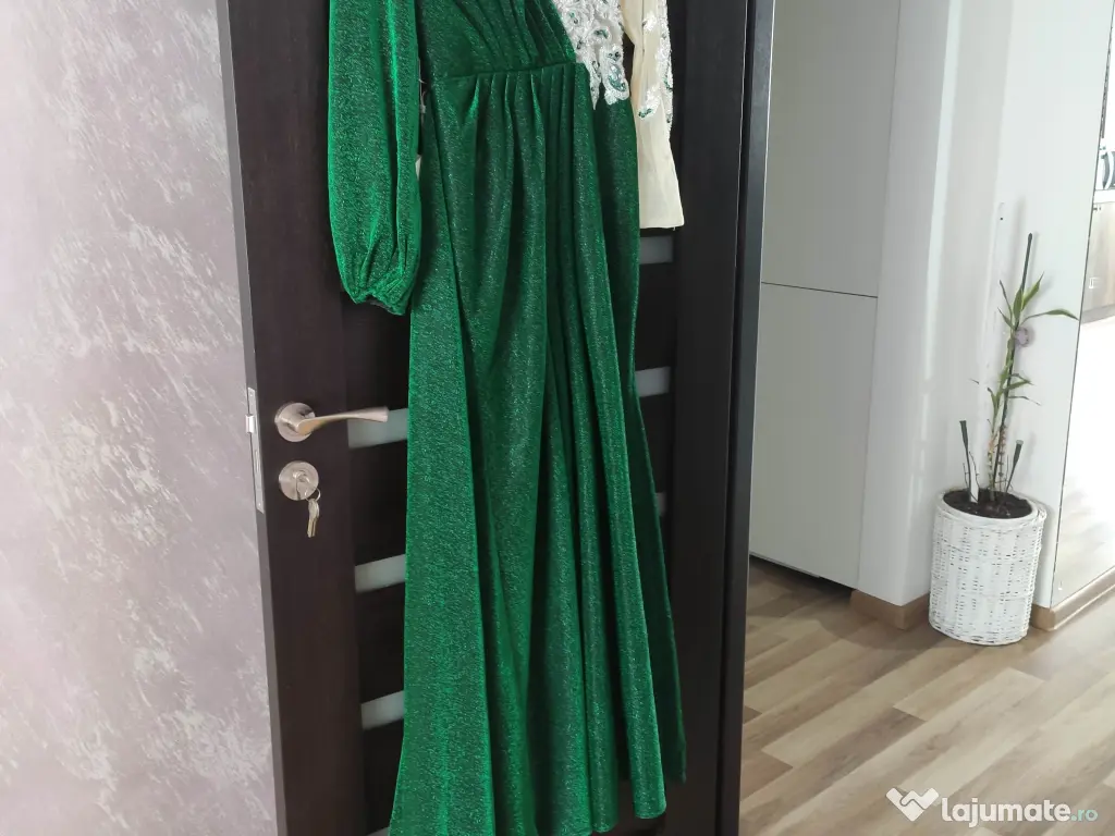 Rochie Ocazii Model deosebit