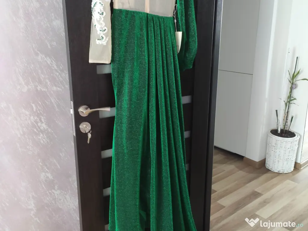 Rochie Ocazii Model deosebit