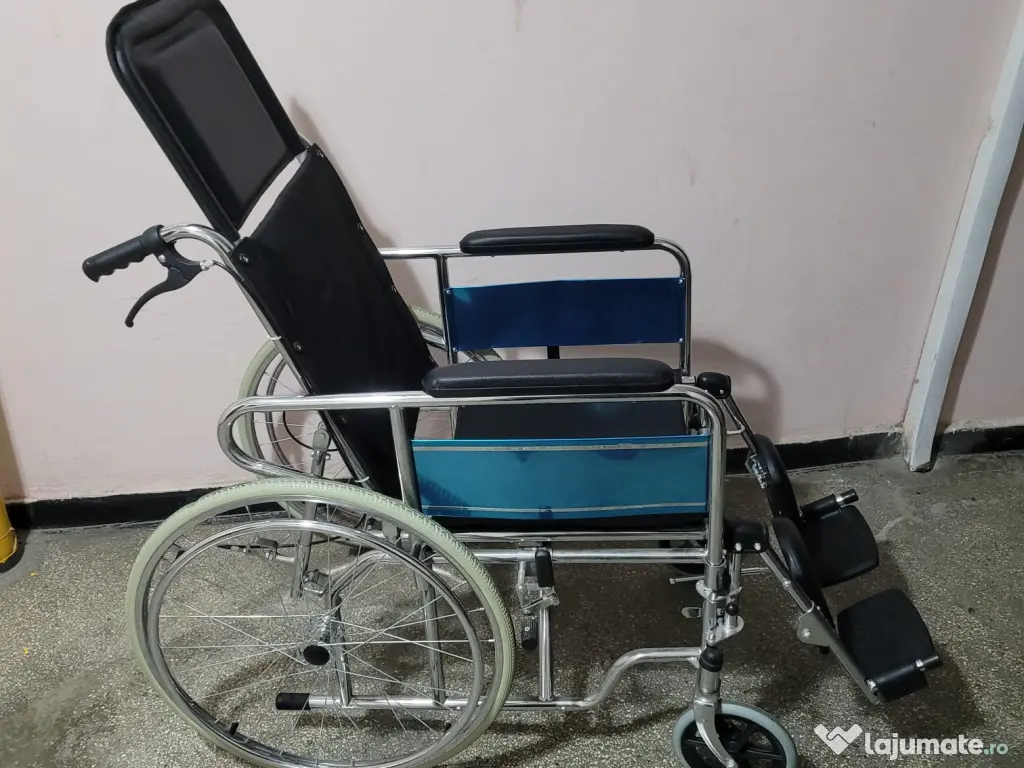 Scaun rulant pntru persoane cu dizabilitati, cu spatar rabatabil