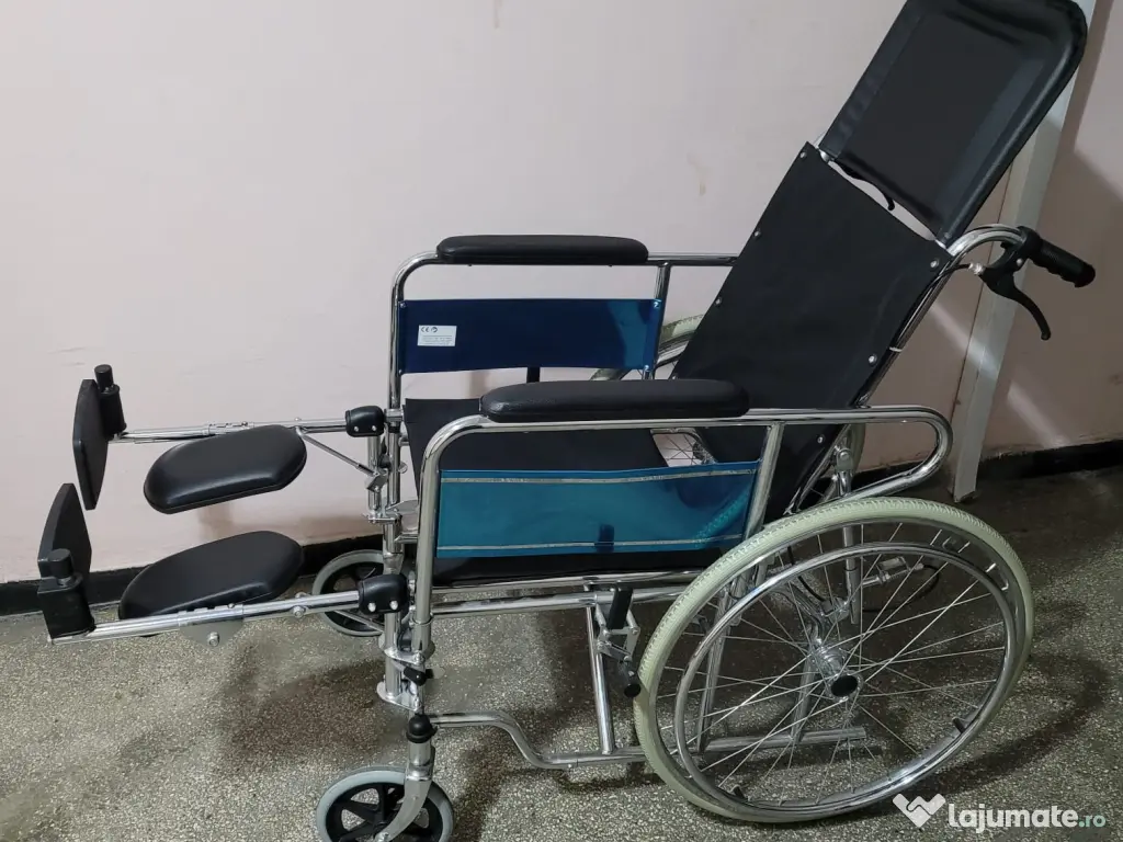 Scaun rulant pntru persoane cu dizabilitati, cu spatar rabatabil