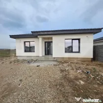 De vanzare casa Santandrei pe un singur nivel in spatele Pri