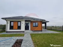 Casă / Vilă cu 3 camere de vânzare Ciocanesti