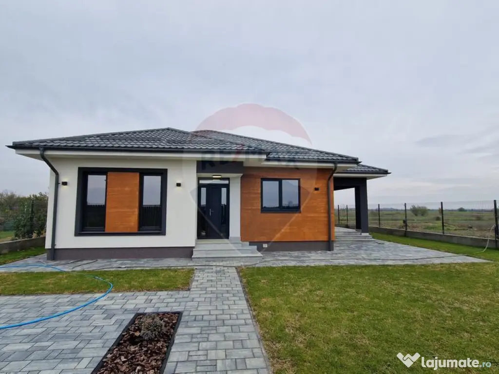 Casă / Vilă cu 3 camere de vânzare Ciocanesti