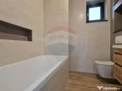 Casă / Vilă cu 3 camere de vânzare Ciocanesti 