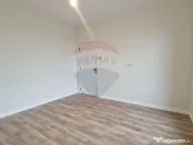 Casă / Vilă cu 3 camere de vânzare Ciocanesti 