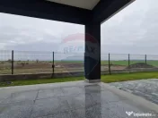 Casă / Vilă cu 3 camere de vânzare Ciocanesti 