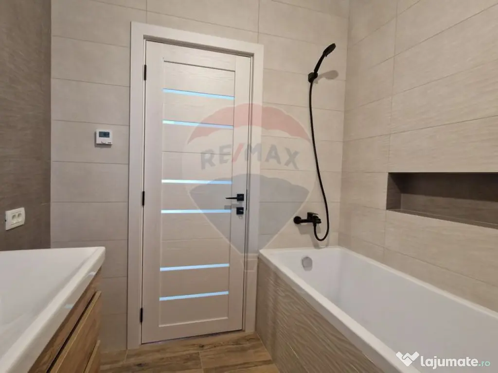 Casă / Vilă cu 3 camere de vânzare Ciocanesti