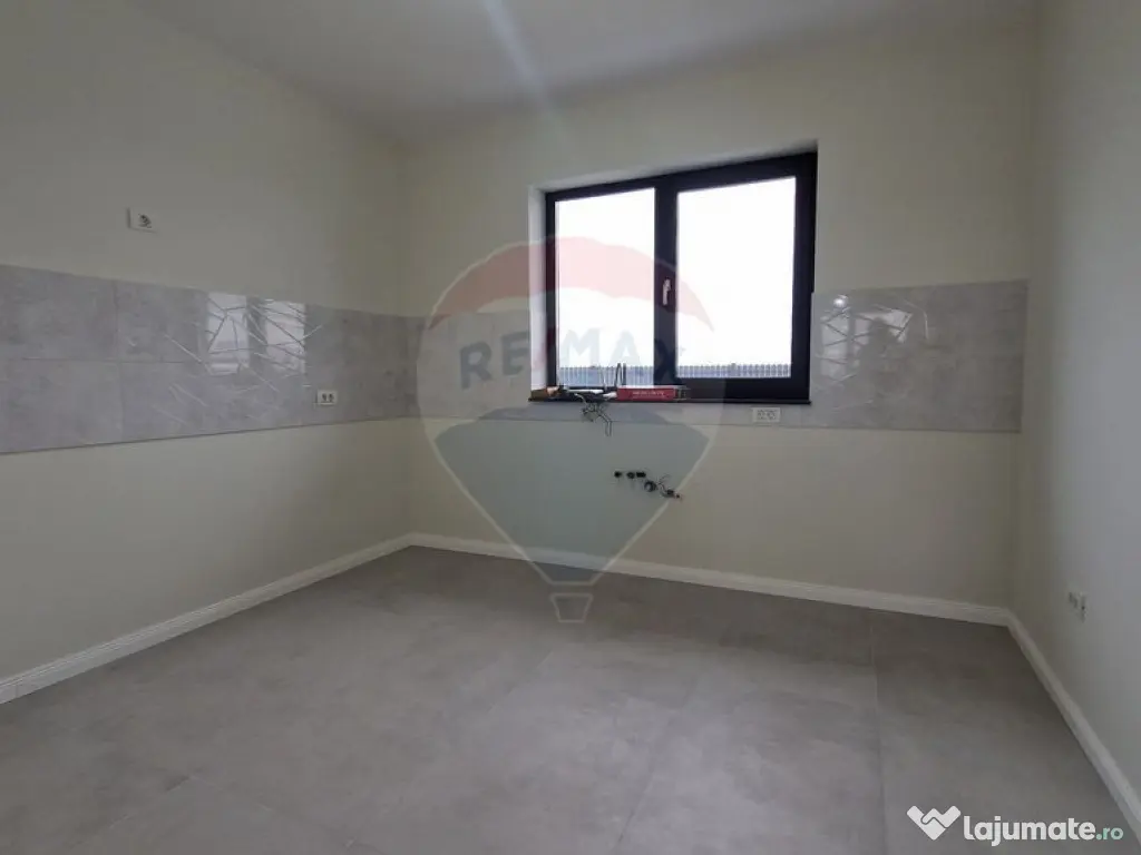 Casă / Vilă cu 3 camere de vânzare Ciocanesti