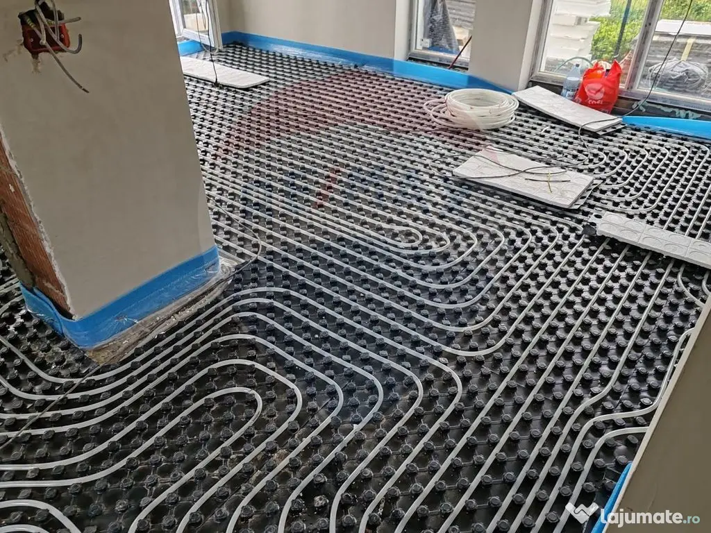 Casă / Vilă cu 4 camere de vânzare Sabareni