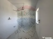 Casă / Vilă cu 4 camere de vânzare Sabareni 