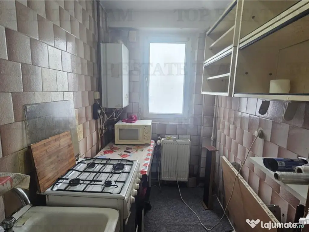 Apartament 2 camere centrala proprie metrou Lujerului