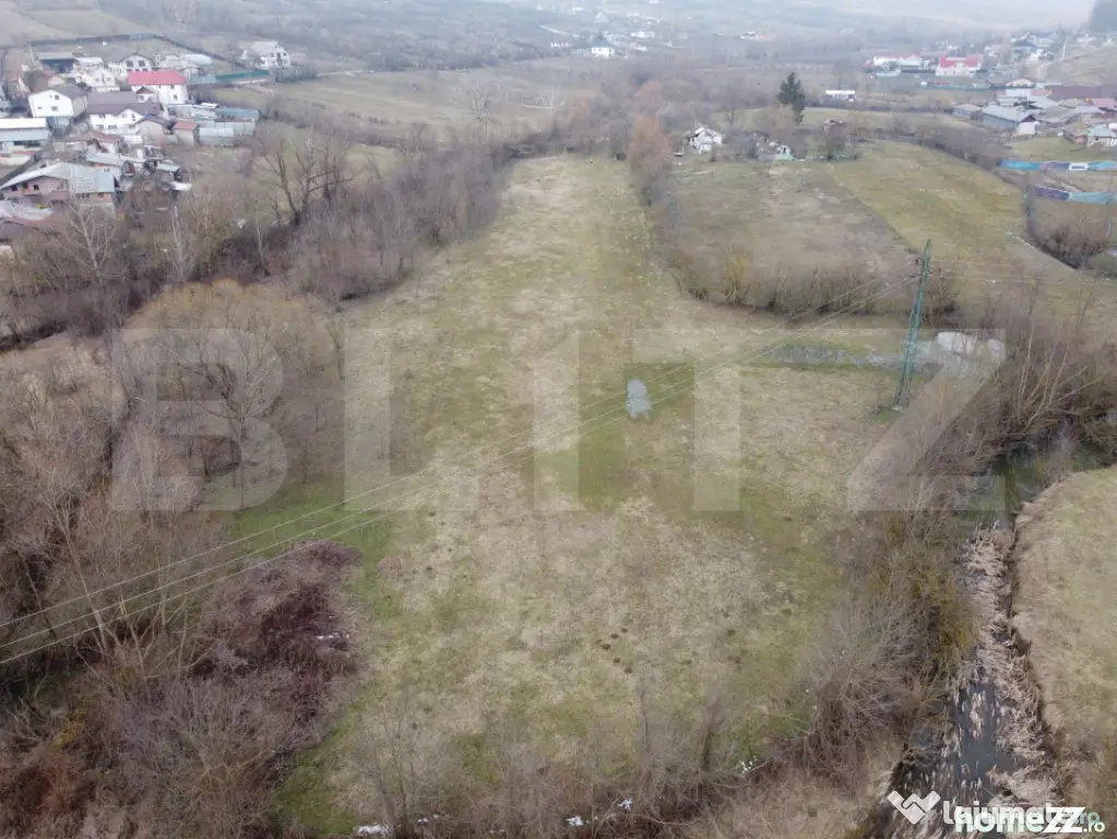 Teren de vanzare, 3470 mp, zona Ocnița
