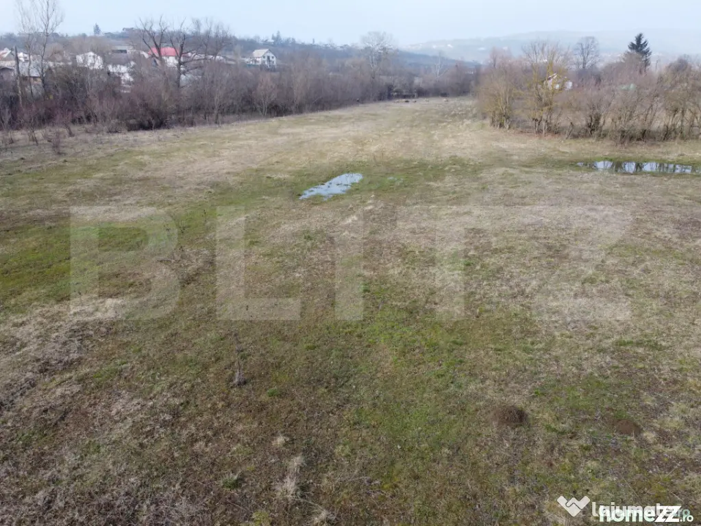 Teren de vanzare, 3470 mp, zona Ocnița