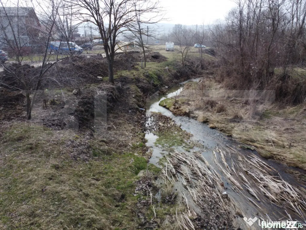 Teren de vanzare, 3470 mp, zona Ocnița