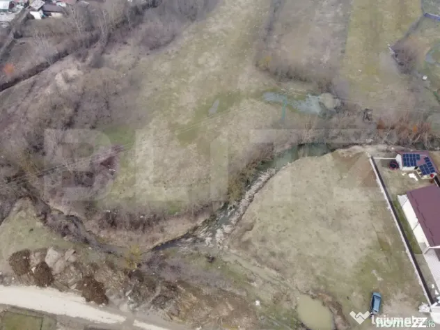 Teren de vanzare, 3470 mp, zona Ocnița