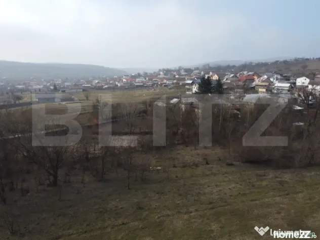 Teren de vanzare, 3470 mp, zona Ocnița