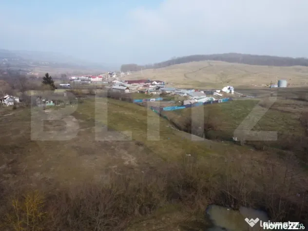 Teren de vanzare, 3470 mp, zona Ocnița
