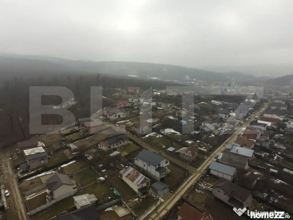 Teren de vanzare, 3470 mp, zona Ocnița