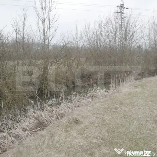 Teren de vanzare, 3470 mp, zona Ocnița