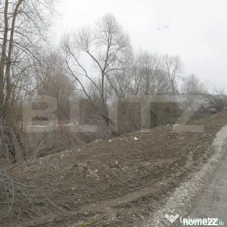 Teren de vanzare, 3470 mp, zona Ocnița