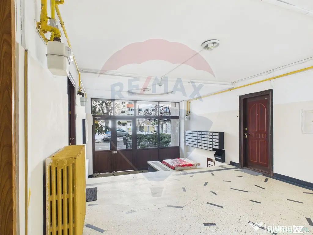 2 camere de vanzare Piata Sudului Mega Image I Metrou I M...
