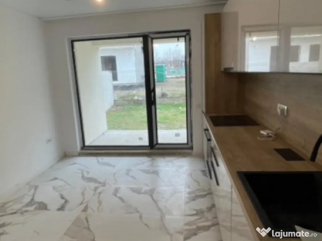 Casă modernă P+1, terasă generoasă, priveliște superbă