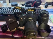 Nikon D3100 cu obiectivele 18-55mm + 55-200mm 