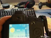 Nikon D3100 cu obiectivele 18-55mm + 55-200mm 