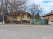 Casă bătrânescă de vânzare Huși, str. Al. I. Cuza