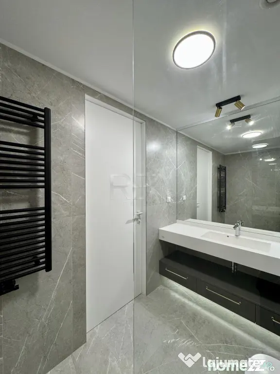 2 camere mobilat și utilat complet în One Lake Club