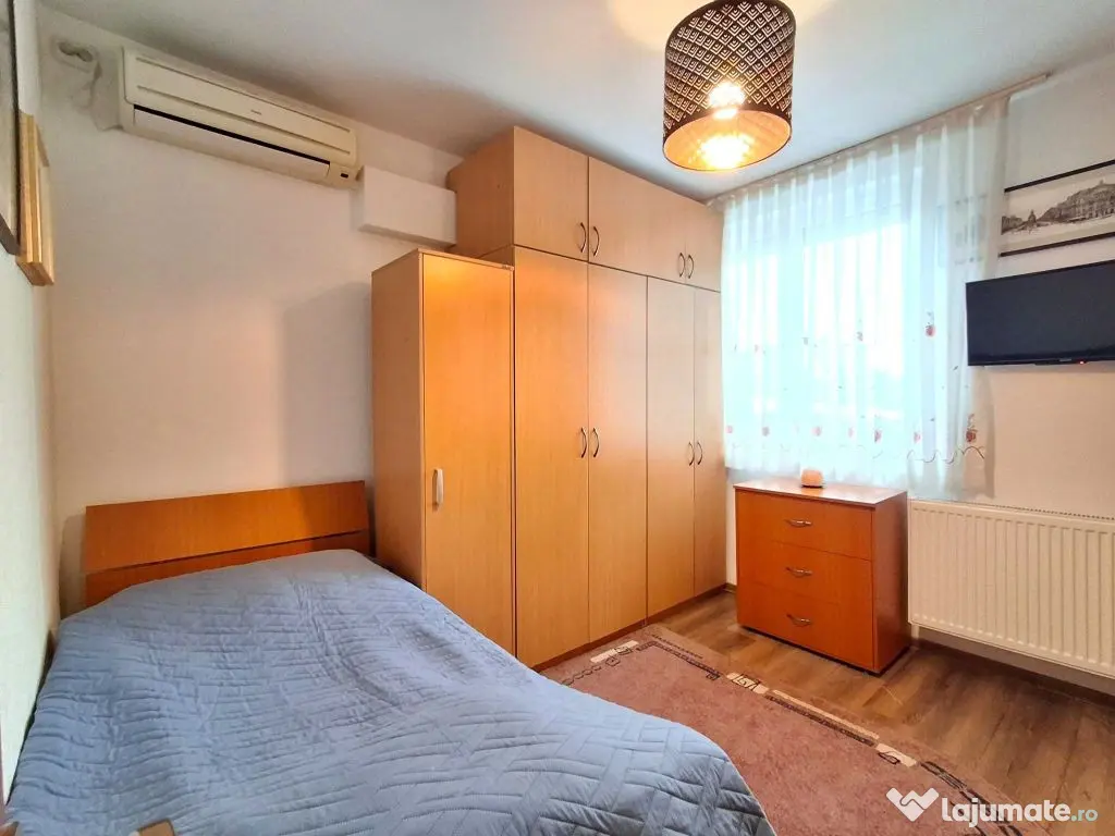 De Vanzare Apartament 2 Camere zona Magheru