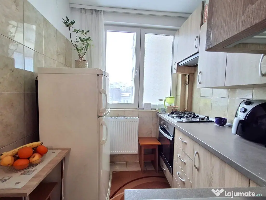 De Vanzare Apartament 2 Camere zona Magheru