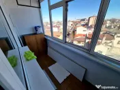 Casa de cultura-apartament 2 camere decomandat cu gaze 